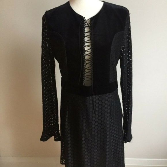 FOXIEDOX BNWT Lace-up Velvet Lace Plunge Black - Picture 4 of 6